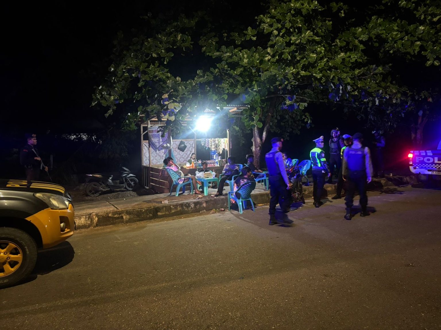 Polres Kuantan Singingi Gelar Patroli Skala Besar Blue Light Cegah Pekat dan Premanisme